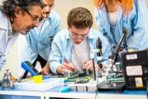 Engineering Scholarships in the UK